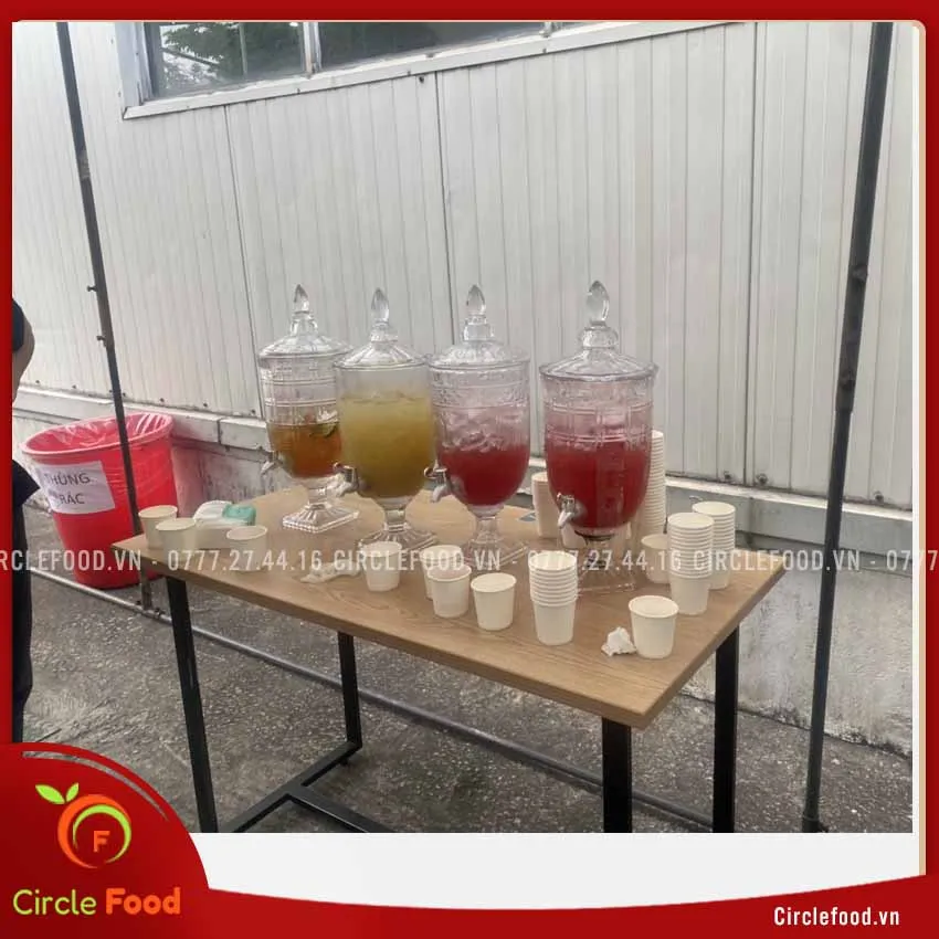 Circle Food cung cấp nước ép teabreak cho 500 nhân viên tại cổng B, kho Lazada, Sài Đồng - Long Biên